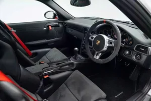 Rare Porsche 911 GT3 RS 4.0 Sells for Over $2.5 Million After 14 Years - image 4