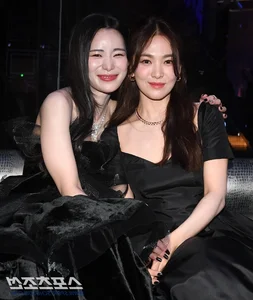 Song Hye Kyo’s Effortless Fashion: How Minimalist Style Defines True Elegance - image 11