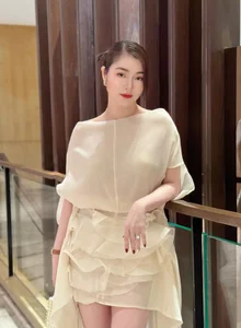 The Journey of Thanh Truc: From Rising Star to Her Marriage with Chau Khai Phong - image 9