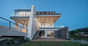 Modern Riverside Villa Design Perfect for Sunset Lovers and Luxury Living - image 4