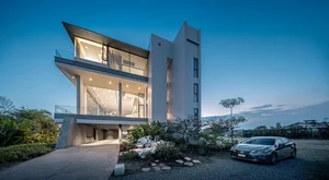 Modern Riverside Villa Design Perfect for Sunset Lovers and Luxury Living - image 8