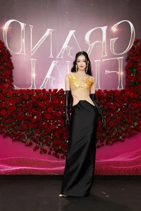Miss Grand International 2023 Finals: Red Carpet Highlights of Minh Kien and Kieu Loan - image 17