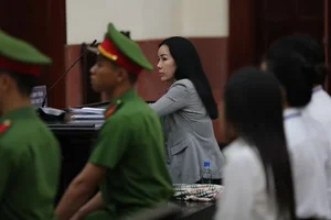 Phuong Hang vs. Dinh Thi Lan: New Legal Developments and Controversial Clips Revealed - image 2