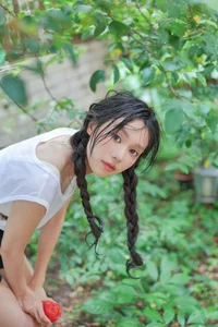 YiTuYu Vol.7393: Stunning Portraits of Yin Zi Tun Zi Er in Art Language Series - image 26