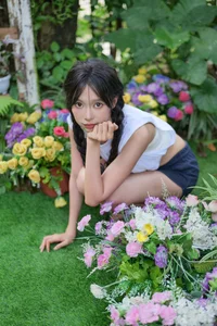 YiTuYu Vol.7393: Stunning Portraits of Yin Zi Tun Zi Er in Art Language Series - image 6