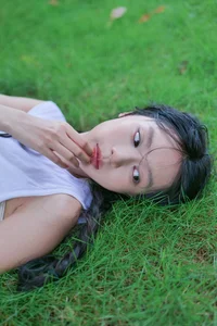 YiTuYu Vol.7393: Stunning Portraits of Yin Zi Tun Zi Er in Art Language Series - image 4