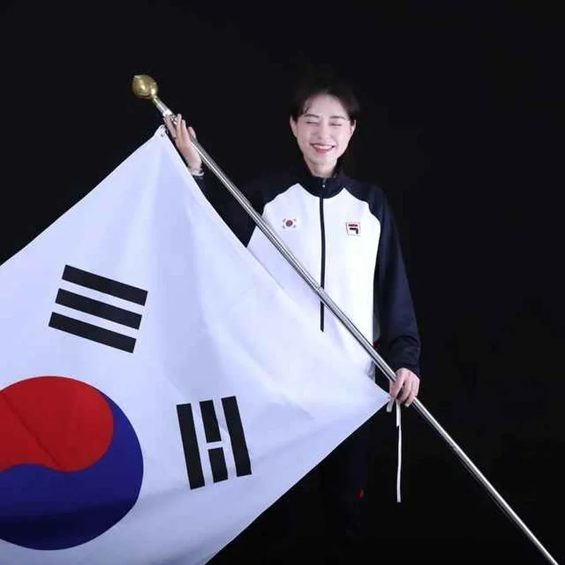 South Korean Sharpshooter Kim Ye-ji Captivates the World at the Paris 2024 Olympics