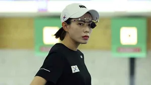 South Korean Sharpshooter Kim Ye-ji Captivates the World at the Paris 2024 Olympics - image 6