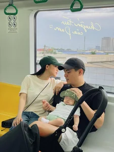 Hanoi Hot Girl and Textile Conglomerate Heir Share Candid Postpartum Family Moments - image 1