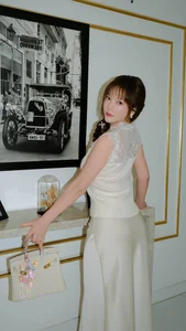 Vietnamese Celeb News: Ho Ngoc Ha’s Heartfelt Comment and Binh An’s Early Career - image 31