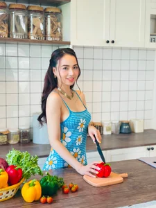 Vietnamese Celeb News: Ho Ngoc Ha’s Heartfelt Comment and Binh An’s Early Career - image 24