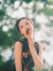 YiTuYu Art Language Vol.10587 Yao Guai Na Li Tao Photo Collection - image 12