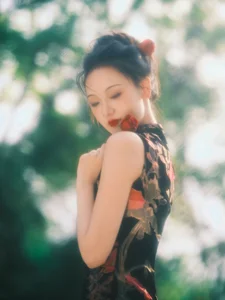 YiTuYu Art Language Vol.10587 Yao Guai Na Li Tao Photo Collection - image 2