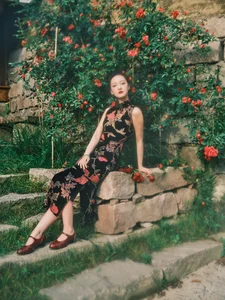 YiTuYu Art Language Vol.10587 Yao Guai Na Li Tao Photo Collection - image 1