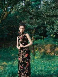 YiTuYu Art Language Vol.10587 Yao Guai Na Li Tao Photo Collection - image 14