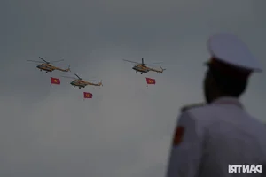 36 Military Parade Blocks Gather for Historic April 30th Rehearsals in HCMC - image 0