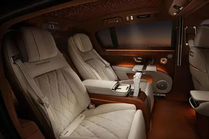 Maextro S800: The New Era of Luxury Electric Sedans Redefining Premium Mobility and Challenging European Icons Like Maybach and BMW - image 6