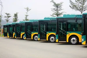 Eco-Friendly Kim Long Motor Electric Buses Connect to HCMC Metro Line 1 - image 2
