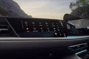 Audi Q5 PHEV Launch: Enhanced Battery Range and Premium Features - image 7