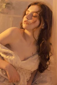 Ethereal Beauty: A Stunning Portrait Gallery of Ivana - image 8
