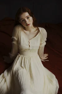 Ethereal Beauty: A Stunning Portrait Gallery of Ivana - image 12