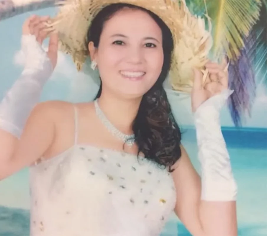 The Simple Life: Village Beauty Queen Marries the Boy Next Door