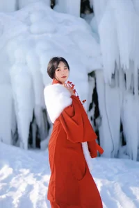 YiTuYu Art Language Vol.6306 Featuring Chi Bai: A Fusion of Elegance and Artistic Photography - image 1