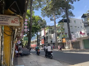 The Changing Landscape of Ho Chi Minh City's Famous Fashion Streets - image 3