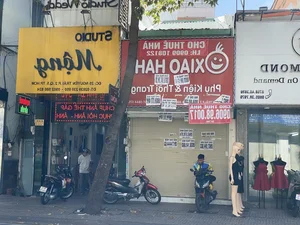 The Changing Landscape of Ho Chi Minh City's Famous Fashion Streets - image 5