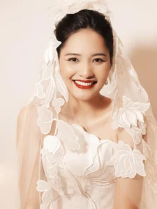 Miss Huong Giang Captivates as a Stunning Bride in Bridal Photoshoot - image 3