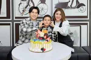 Dan Truong and Ex-Wife Celebrate Son’s Birthday; Thuy Diem’s New Role - image 8
