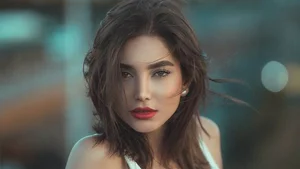 Top Trending Models 2025: The Latest Faces Shaping Global Fashion - image 4