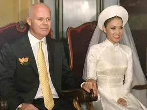 The Lasting Marriages of Year of the Snake Singers Thu Minh and Tran Thu Ha - image 2