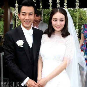 Yang Mi and Hawick Lau Daughter Noemie Grown Up Photos - image 6
