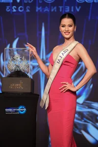 Miss Universe Vietnam 2023 Top 18 Unedited Photos Spark Plastic Surgery Debates - image 5