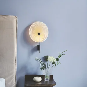 Modern Night Lamp Designs to Enhance Bedroom Depth and Eye Comfort - image 2