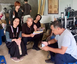 Minh Cuc's Gentle Transformation in Cuoc Chien Khong Gioi Tuyen - image 9