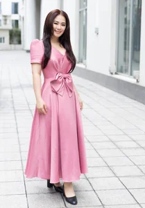 The Timeless and Radiant Natural Beauty of Luong Bich Huu at 39 - image 7