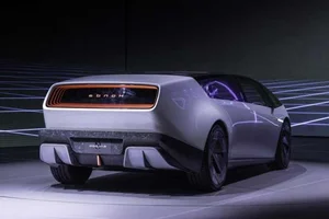 Honda Shifts Focus to Hybrids After Heavy EV Losses - image 3
