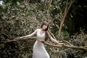YiTuYu Art Language Vol.9935: Captivating Photo Series of Model KK - image 9