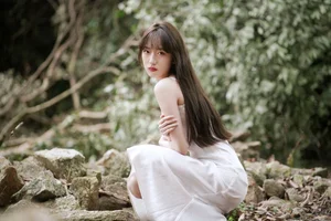 YiTuYu Art Language Vol.9935: Captivating Photo Series of Model KK - image 8