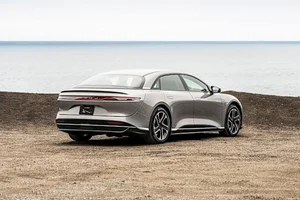 2026 Lucid Air Unveiled: Luxury Electric Performance with 824km Range - image 4