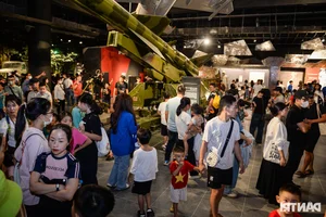 Thousands Flock to the New Vietnam Military History Museum: A Landmark of National Pride - image 2