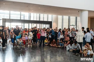 Thousands Flock to the New Vietnam Military History Museum: A Landmark of National Pride - image 4