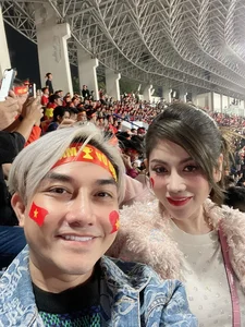 Vietnamese Celebrities Rejoice as National Football Team Triumphs Over Rivals Thailand - image 3