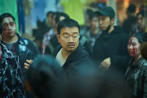 Why Colony Featuring Jun Ji Hyun and Ji Chang Wook is a Must-Watch Zombie Thriller - image 3