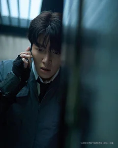 Why Colony Featuring Jun Ji Hyun and Ji Chang Wook is a Must-Watch Zombie Thriller - image 4