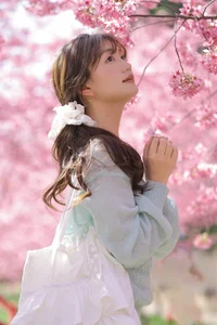 Yituyu Spring Limited Cherry Blossom Season: Romantic Floral Portrait Collection - image 2