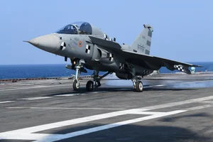 India vs. Pakistan: A Look at US-Made Technology in South Asian Air Combat - image 8