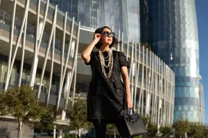 Ageless Elegance: Actress Diem My's Sophisticated Street Style in Sydney - image 2